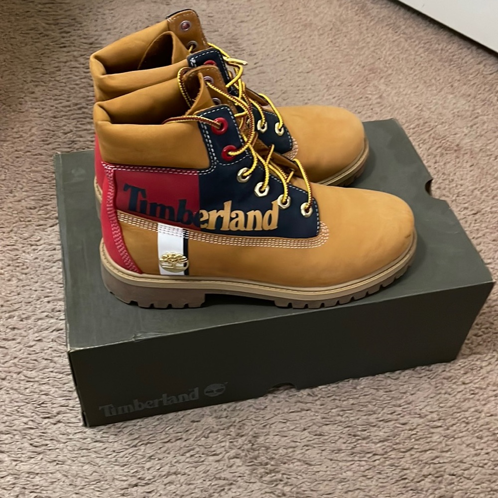 Gently used timberland boots, in a size 5.5 for big boys.